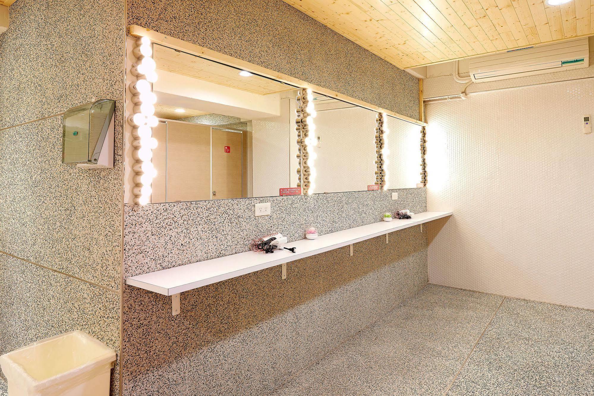 טאיצ'ונג Ease Single Inn מראה חיצוני תמונה